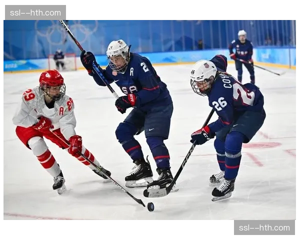 女子冰球世锦赛小组赛综述:美国、加拿大领跑,东道主捷克表现强劲 女子冰球世锦赛小组赛综述:美国、加拿大领跑,东道主捷克表现强劲
